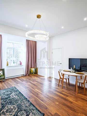 Григорія Кочура вул. (Олександра Пироговського), 19/8