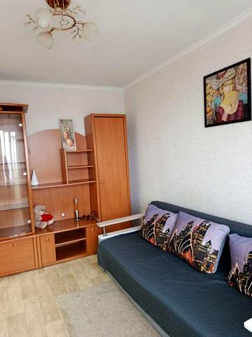 Сдам 1-к.кв.с ремонтом.Индустриальный район.возле церкви ХТЗ