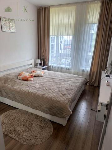 Пасічна вул., 171