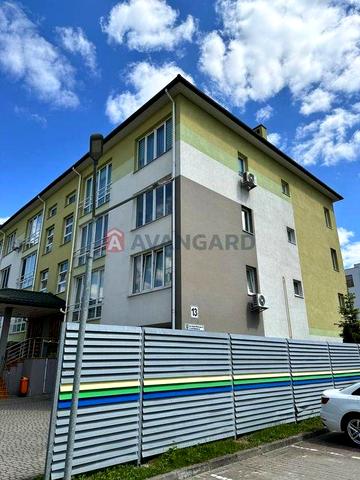 Продаж 3 кім 128 метрів з ремонтом на Карла Мікльоша ЖК Новий