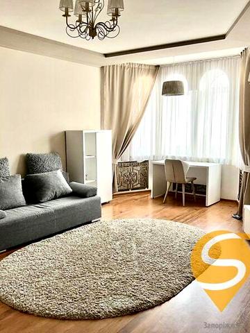 Продаж 3к Квартира Соборний проспект