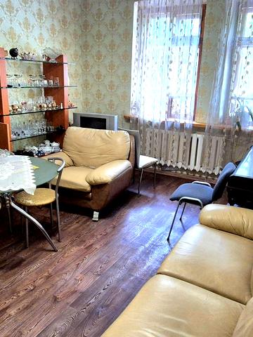 Привокзальна вул., 3