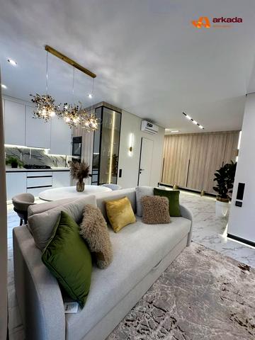 24 Серпня вул., 4