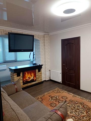 Квітки Цісик вул. (Гулі Корольової), 14