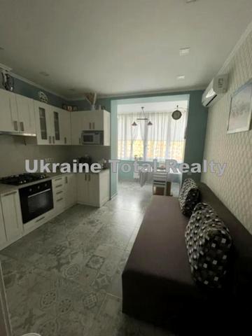 Зелена вул., 2