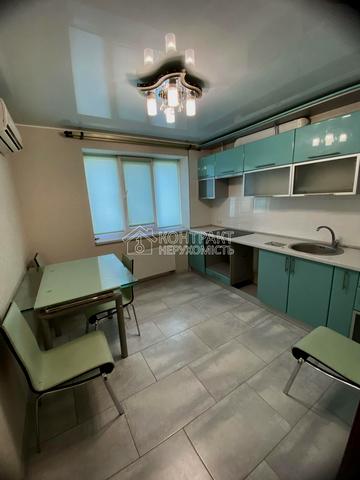 Селянська вул., 36а