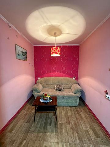 Метробудівників вул., 15