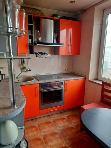 Перемоги просп., 75