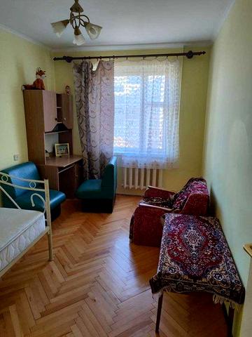 Оренда 2 кім. квартири по вул. Скрипника