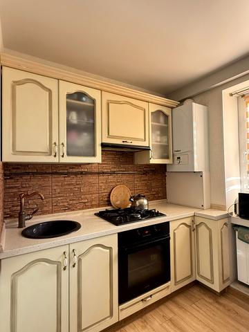 Родіона Скалецького вул., 35