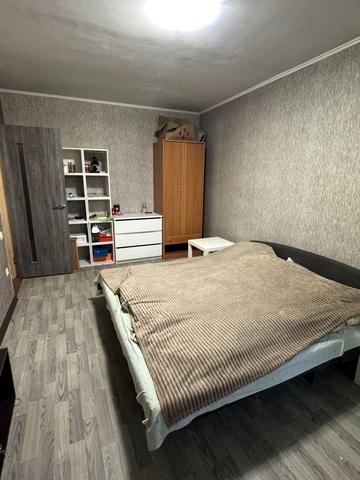 Тракторобудівників просп., 142