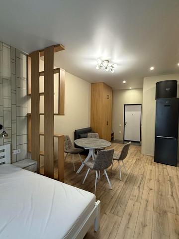 Маячний пров., 7