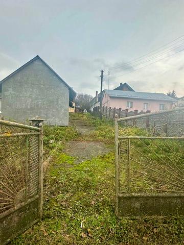 Продаж будинку Зубра 9,5 сот. землі Сихів