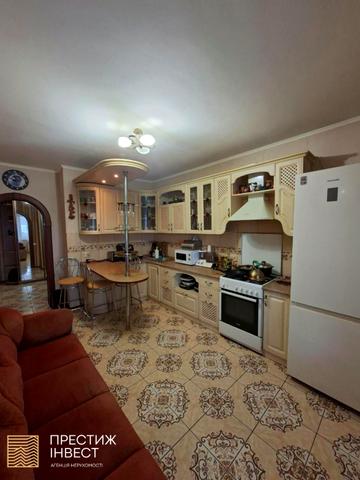 Франка вул., 9б