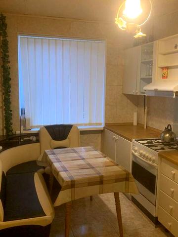 Продам 4 кім квартиру на Нивках вул Зеленого Клену 1/9