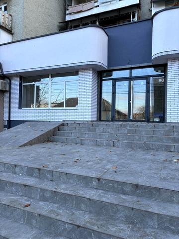 Незалежності вул., 50