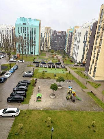 Стрийська вул., 111