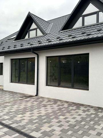 Академічна вул.