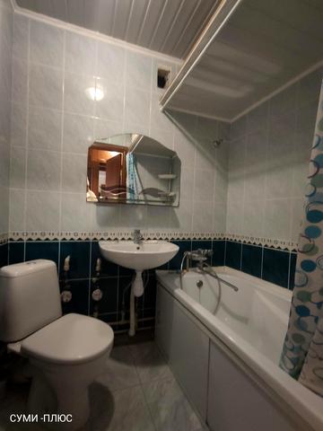 Харківська вул., 42