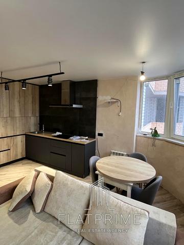 Петра Калнишевського вул. (Михайла Майорова), 7