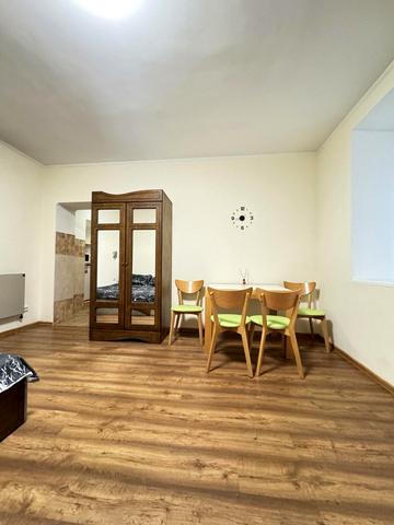 Святого Теодора пл., 5