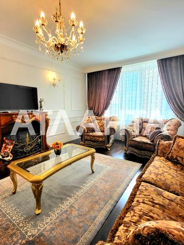 Літературна вул., 12