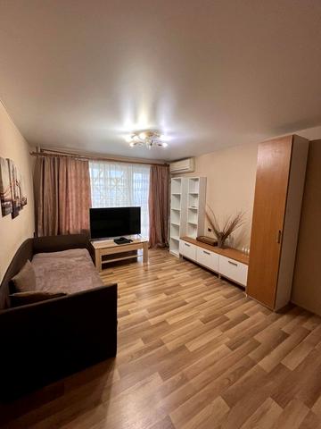 Незалежності вул. (Титова), 18-А