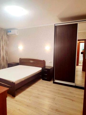 Оренда 1кв.,вул. М. Гришка 8Б, метро Позняки, Осокорки, Дарницький р-н