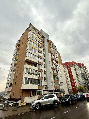 Під Голоском вул., 15б