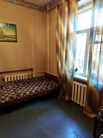 Карпенка-Карого вул., 17