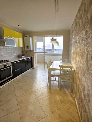 Гетьмана Мазепи вул., 175а