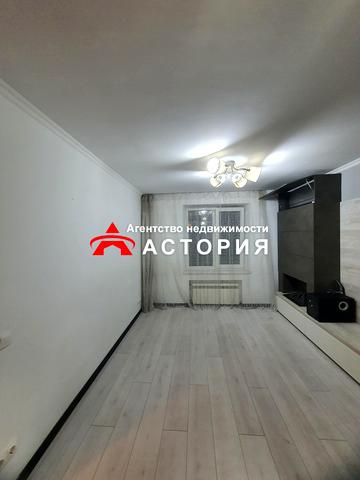 Вороніна вул., 11