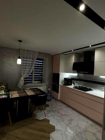 Двухповерхова квартира 115 м2