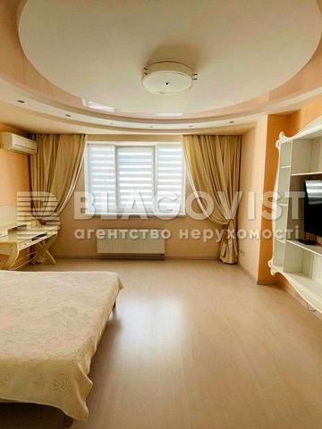 Олександра Мишуги вул., 12