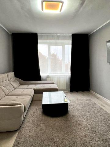 Вольського, 8