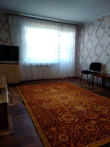 1-комн по Чаривной.