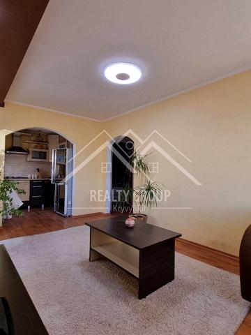 Соборності вул. (Косіора), 80