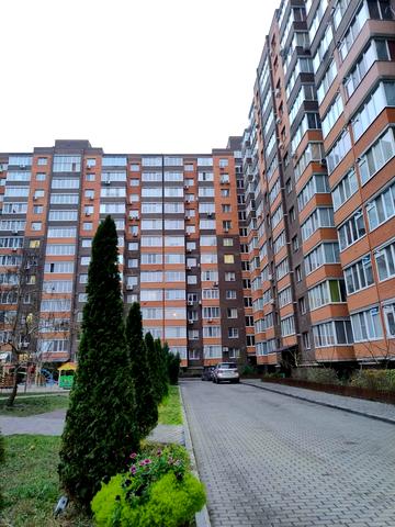 Мирна вул., 19