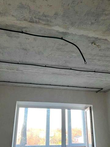 Продам 3-х кім. квартиру в центрі селища Васильківка