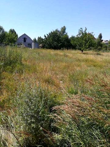 Цегляний двоповерховий будинок в Ліску