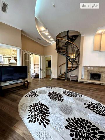 Довгострокова оренда 3к Квартира Катерининська вулиця