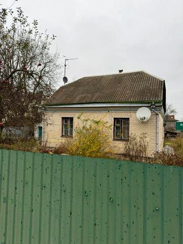 Продам будинок біля базару територія 14с  напроти будинку Київська 29