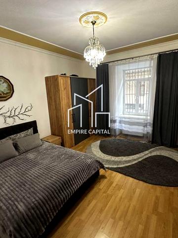 Модеста Менцинського вул., 6