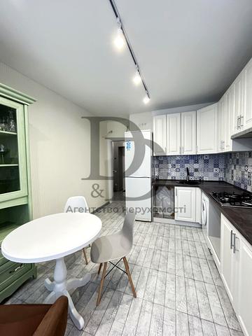 Європейська вул. (Жовтнева), 32/1Б