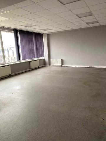 Вячеслава Чорновола просп. (), 67