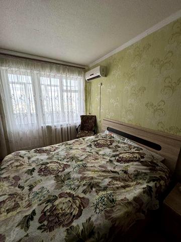 Продам 2к квартиру квартиру смт.Черкаське