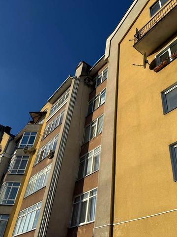 Володимира Івасюка вул., 78