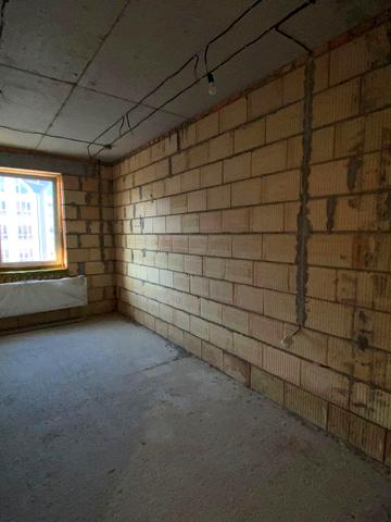 Героїв Крут вул., 8