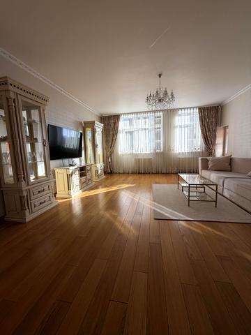 Предславинська вул., 31/11