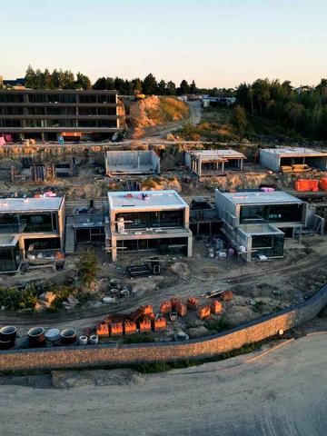 Вілла з панорамними вікнами в Lion Hills. Лісники. 15 хв. від Києва